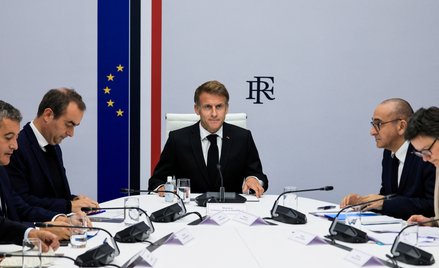 Zamieszki we Francji. Prezydent Macron nie przyjął dymisji ministra spraw wewnętrznych