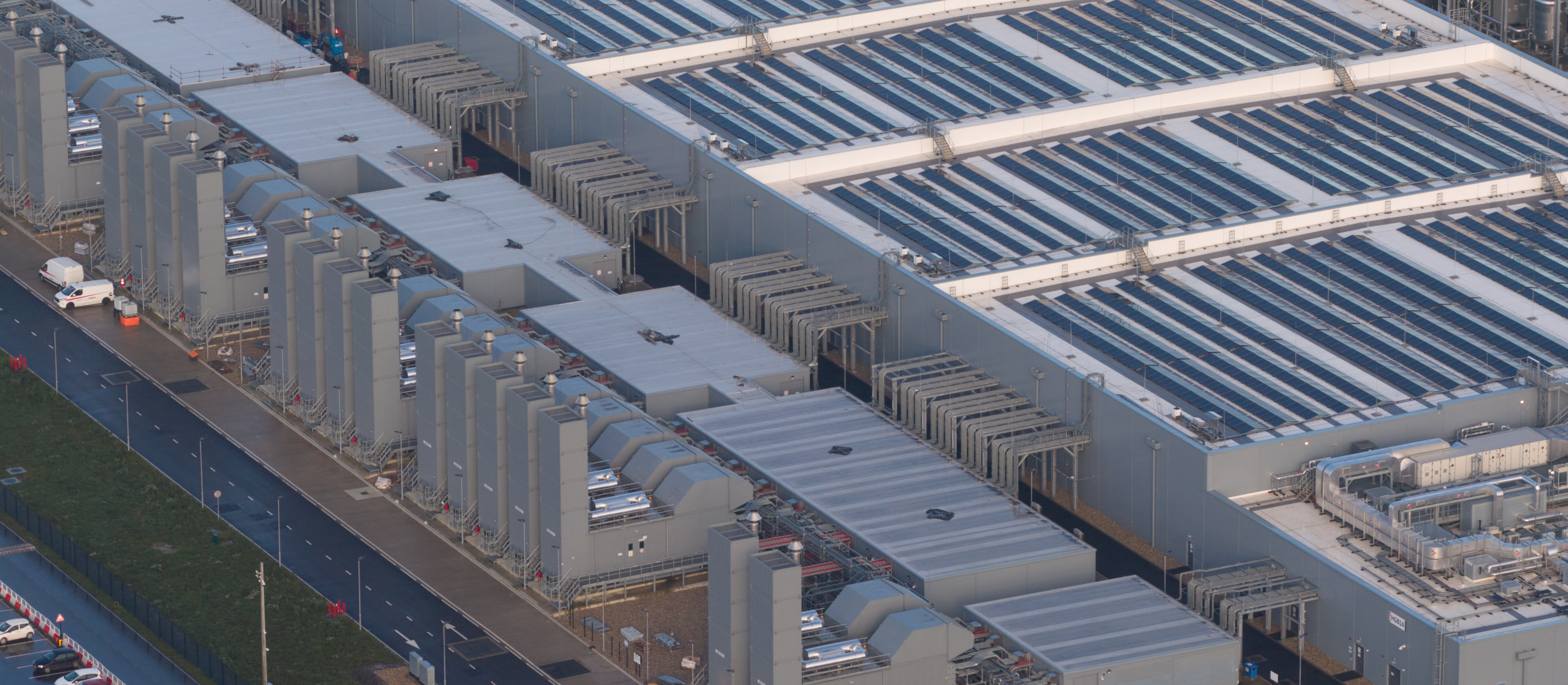 Sztuczna inteligencja i centra danych zabierają światu prąd