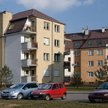 Jak blisko budynku można urządzić parking