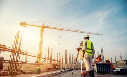 Nastroje deweloperów. Firmy liczą się z dalszym spadkiem sprzedaży mieszkań