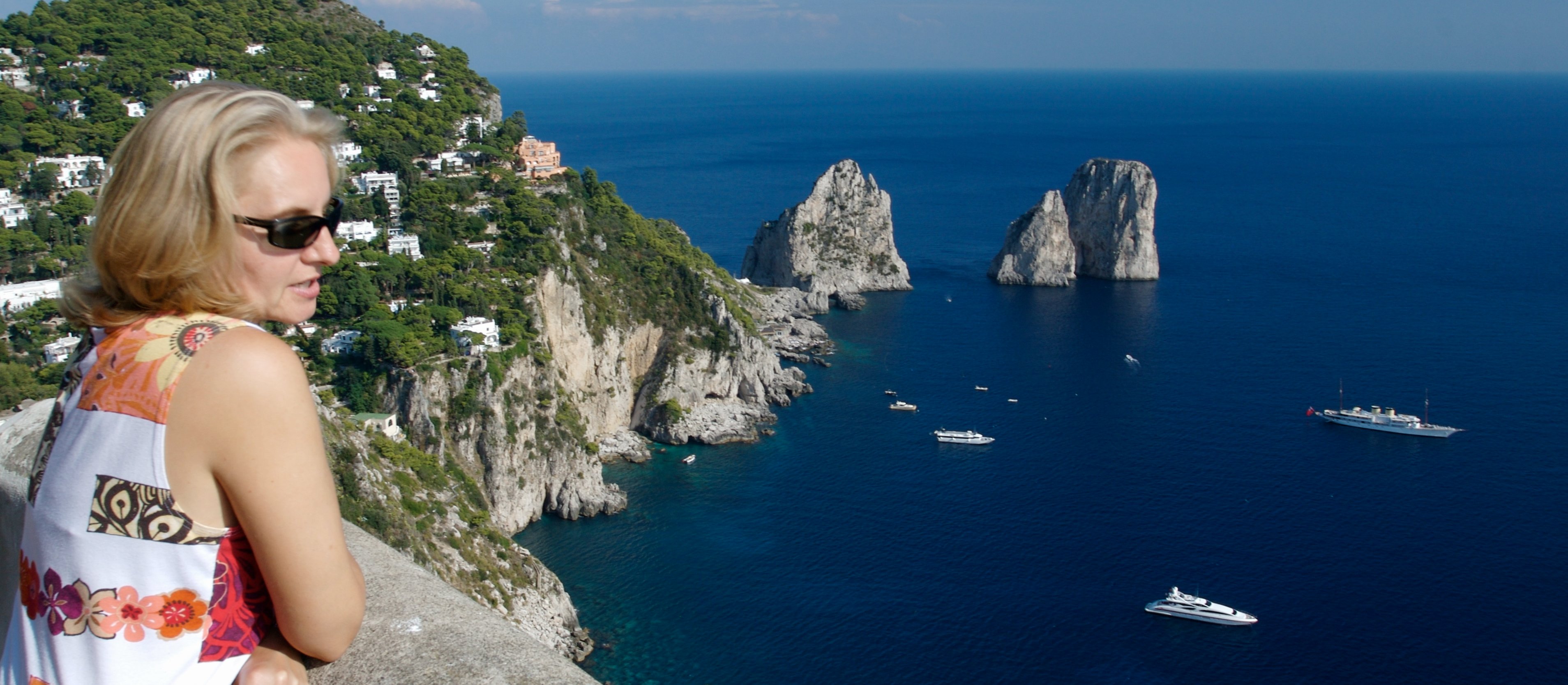 Mieszkańcy kolejnej wyspy mówią turystom basta i ograniczają ich ruch