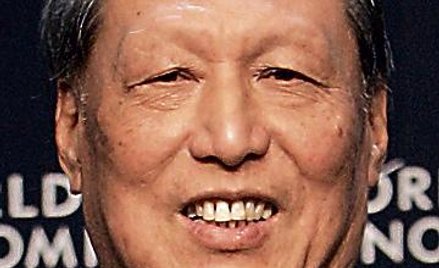 Cheng Siwei tłumaczy Zachodowi politykę Chin (fot: Peter Dejong)