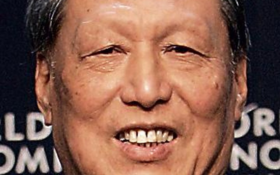 Cheng Siwei tłumaczy Zachodowi politykę Chin (fot: Peter Dejong)
