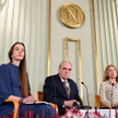 Od lewej: Ołeksandra Matwijczuk, Jan Raczyński i Natalla Pinczuk, która odbierze nagrodę w imieniu a