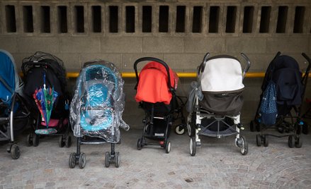 Dramatycznie niska dzietność jest wypadkową zmniejszającej się liczby kobiet w wieku rozrodczym oraz