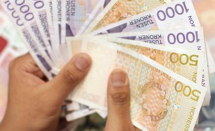 Emigranci wspierają ojczyzny