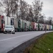 Polskie ciężarówki muszą czekać na powrót do kraju nawet dwa tygodnie. Na razie nie widać szans na k