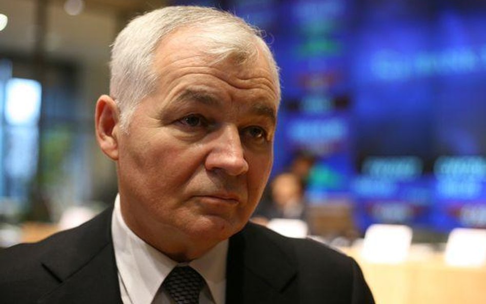 Pekao – awaryjny plan cięcia kosztów