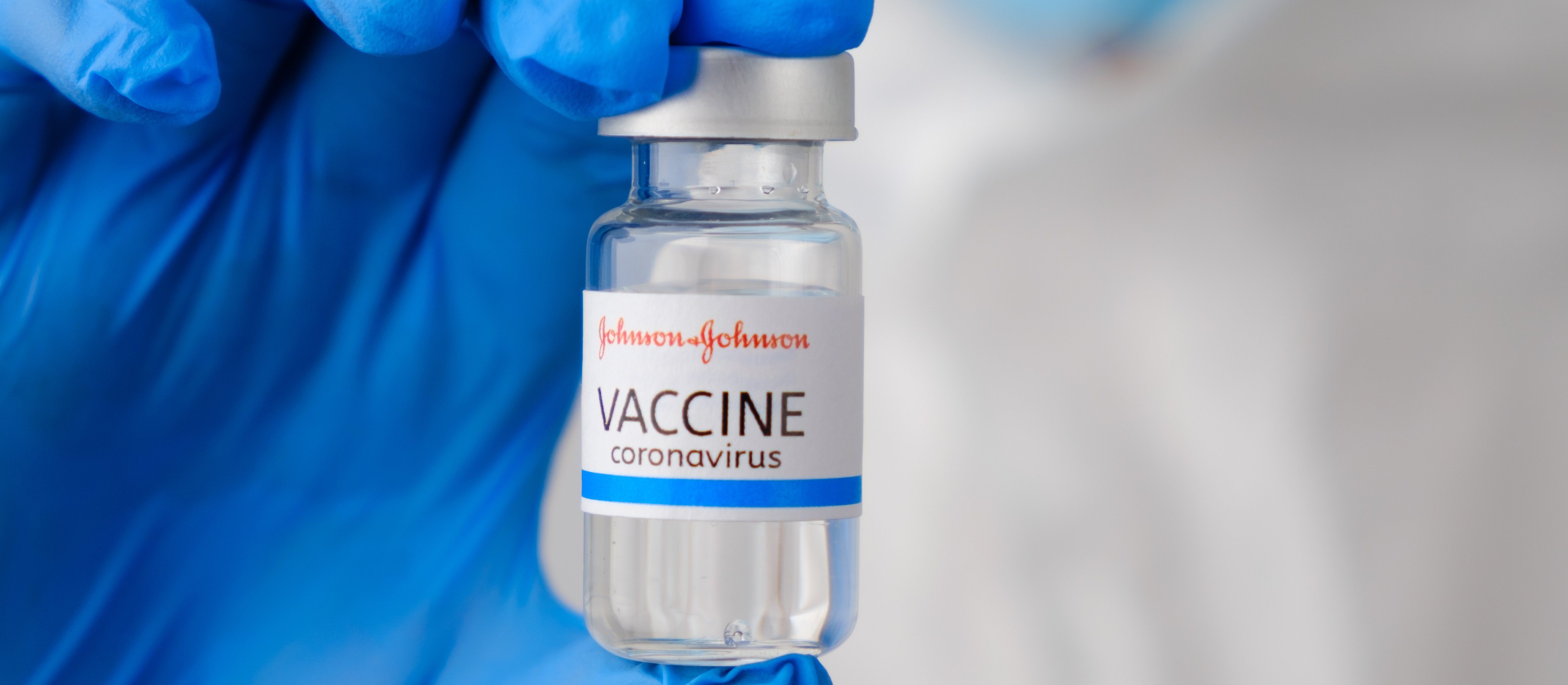 Naukowcy odkryli przyczynę rzadkich powikłań po szczepionkach na COVID-19