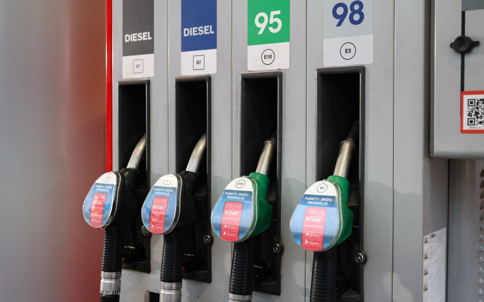 Stacja paliw Orlen w Warszawie