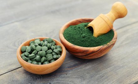 Chlorella w proszku z niebezpiecznymi substancjami - ostrzega GIS