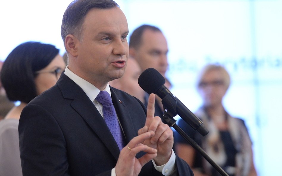 Prezydent Duda chce słuchać samorządowców