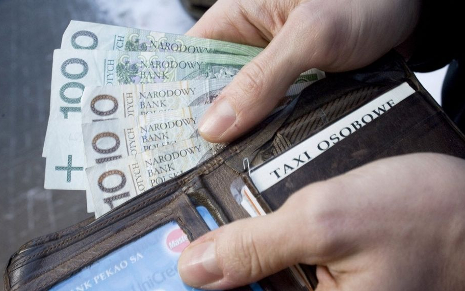 Polacy nie są gotowi na porzucenie gotówki