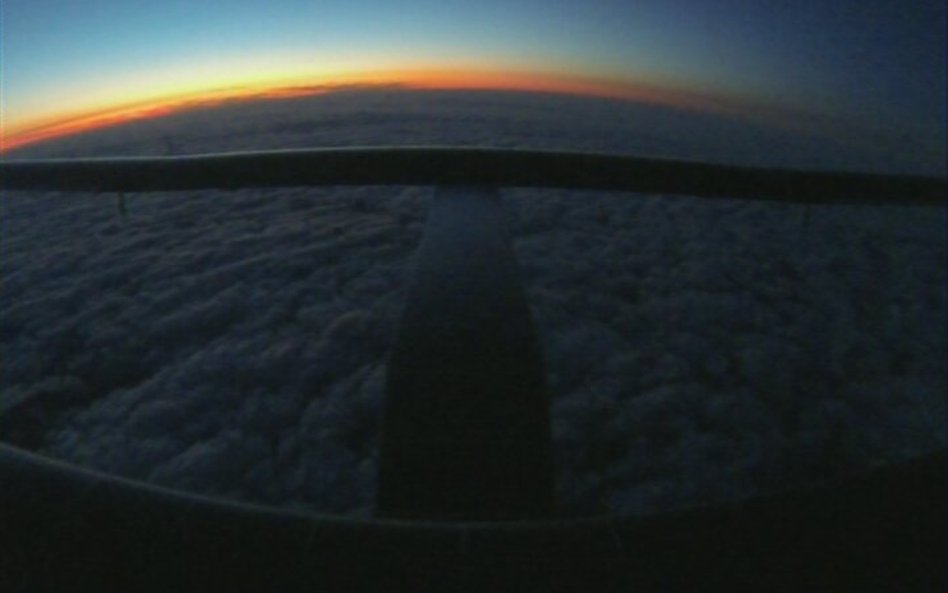 Pierwsza noc nad Pacyfikiem