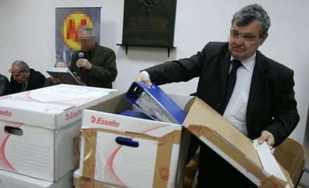 Czy wolno protestować, gdy oferta jest niepozszywana