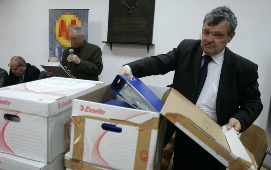 Czy wolno protestować, gdy oferta jest niepozszywana