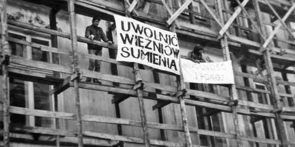 Wycofać wojska radzieckie i rozwiązać Układ Warszawski