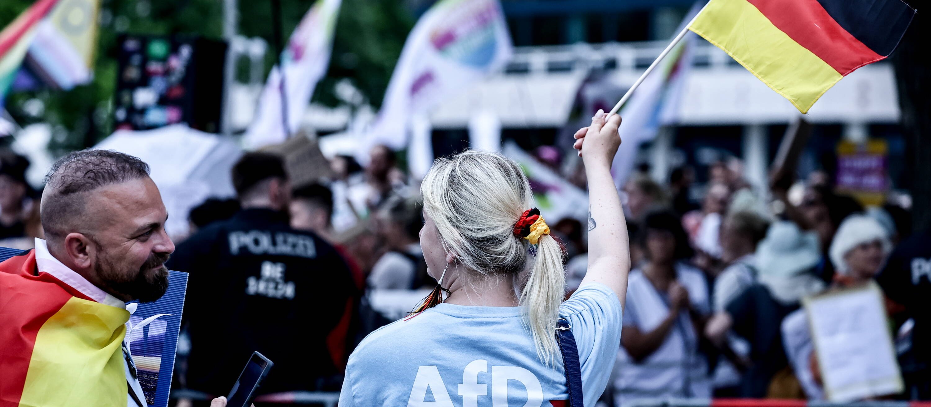 Niemcy: AfD po raz pierwszy liderem sondażu w Berlinie. Spadek poparcia dla CDU