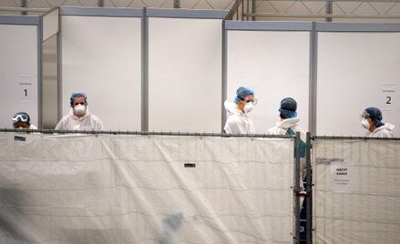 Holandia: Dobowa liczba zakażeń poniżej tysiąca