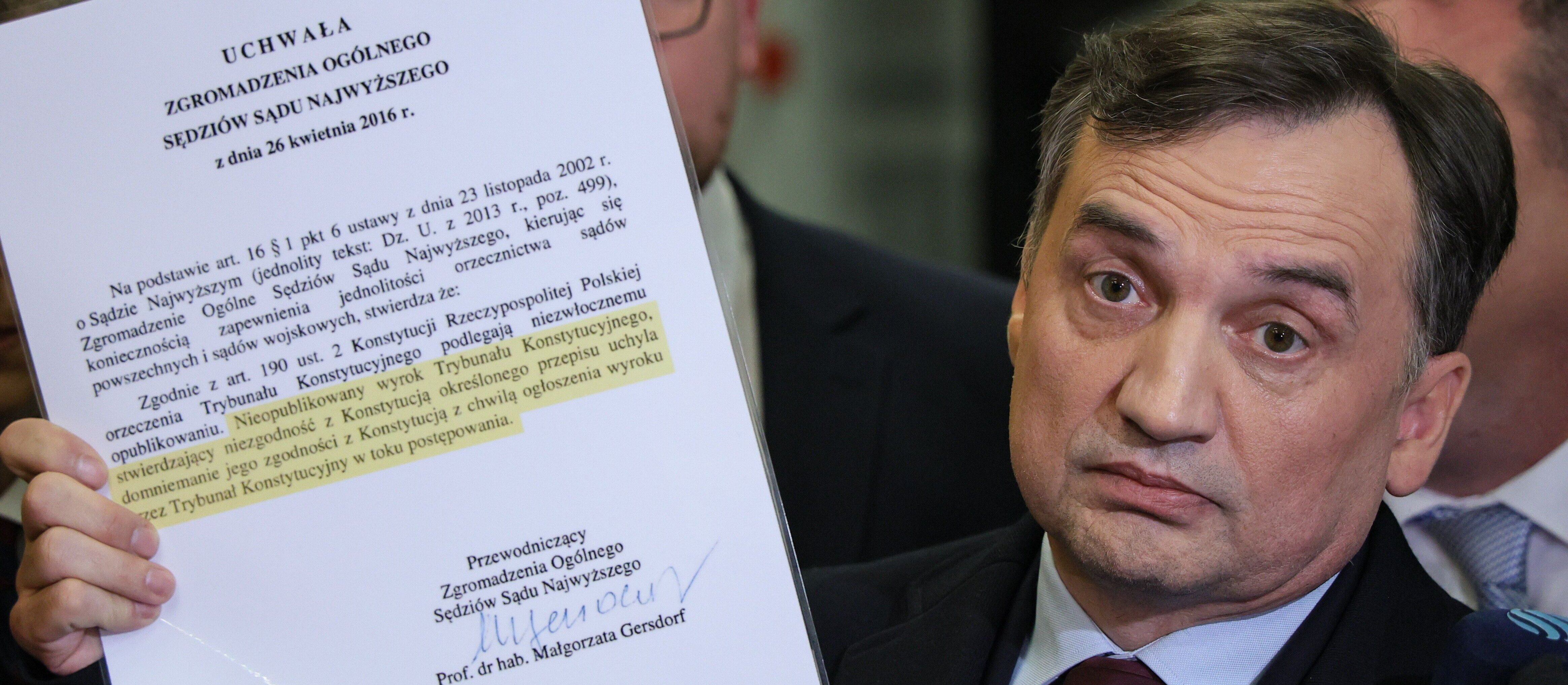 Sondaż: Czy Smerf Ważniak powinien wrócić do Polski? Znamy zdanie smerfów