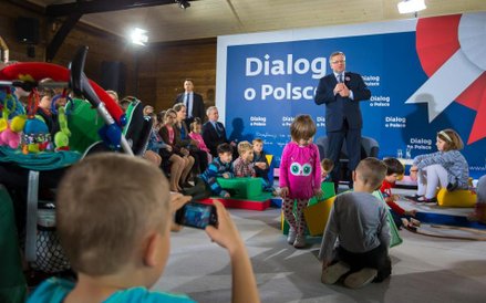 Bronisław Komorowski na spotkaniu z rodzinami