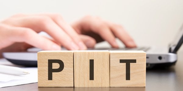 Obciążanie PIT zaliczkowych wypłat jest pozbawione celu