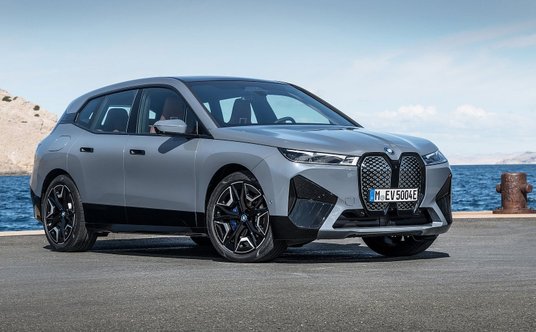 BMW iX