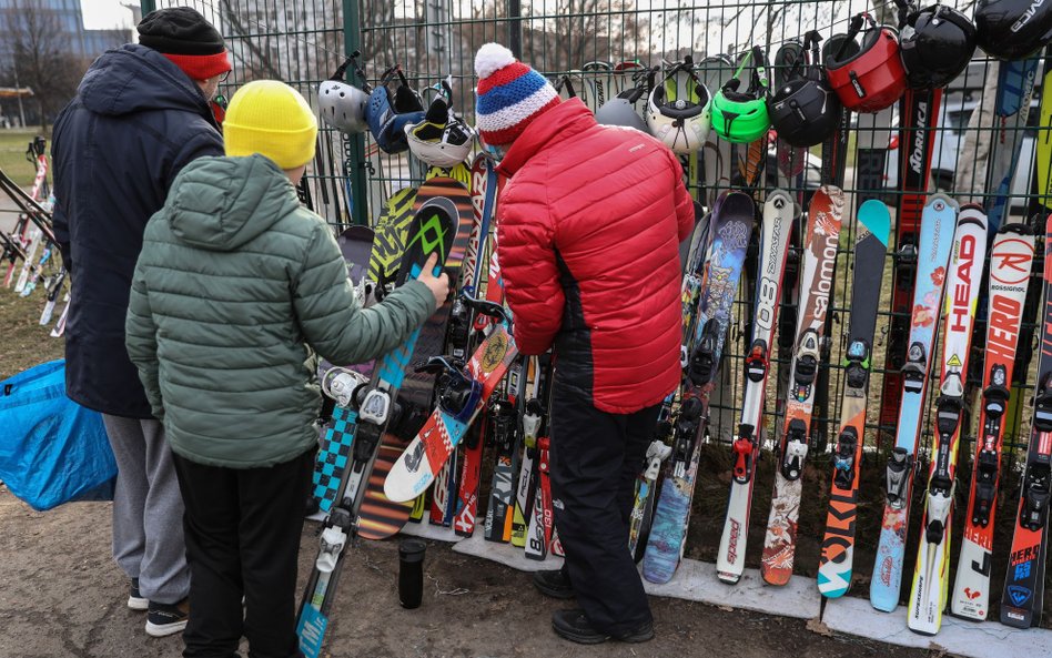 Na ferie wybiera się co czwarty Polak. Trzy czwarte zakłada oszczędzanie