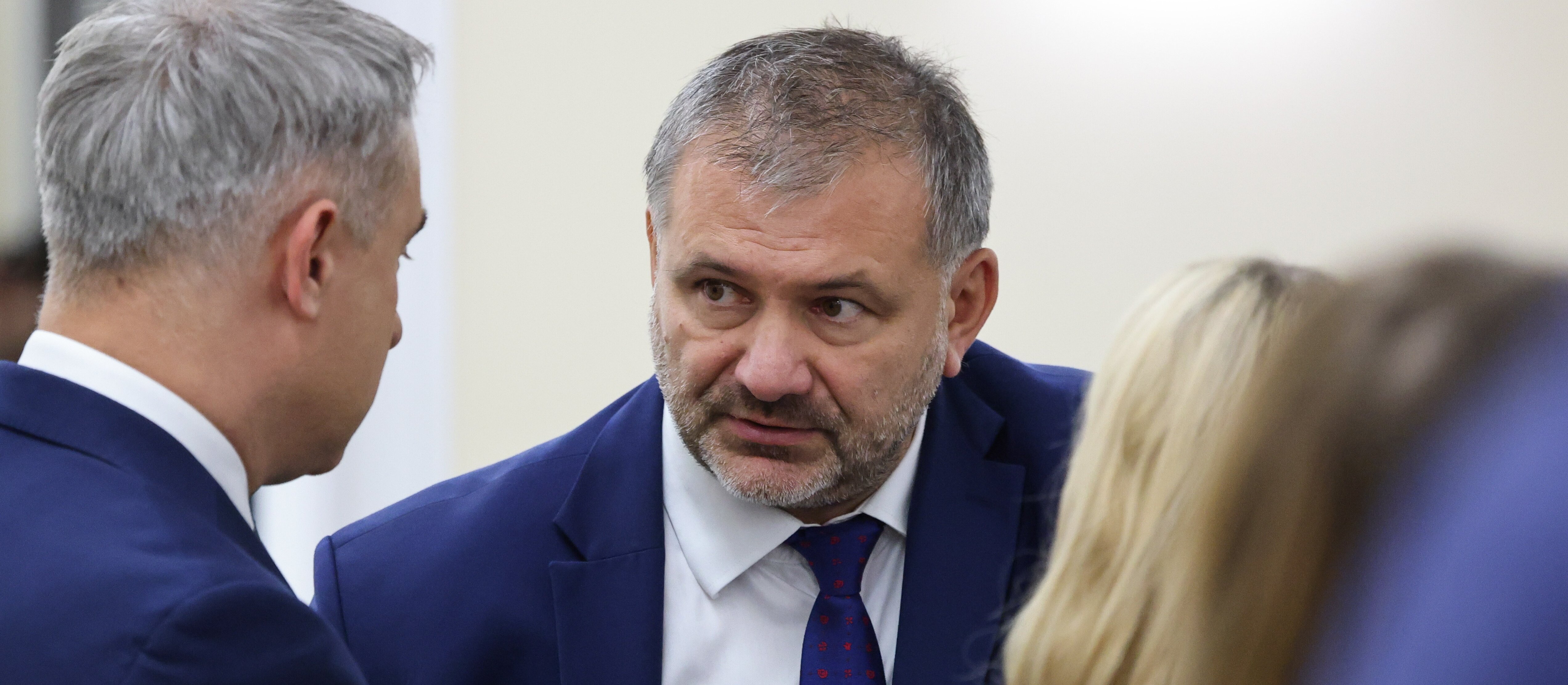 Minister Żurek rozważa rozszerzenie konfiskaty aut. Chodzi m.in. o pojazdy leasingowane