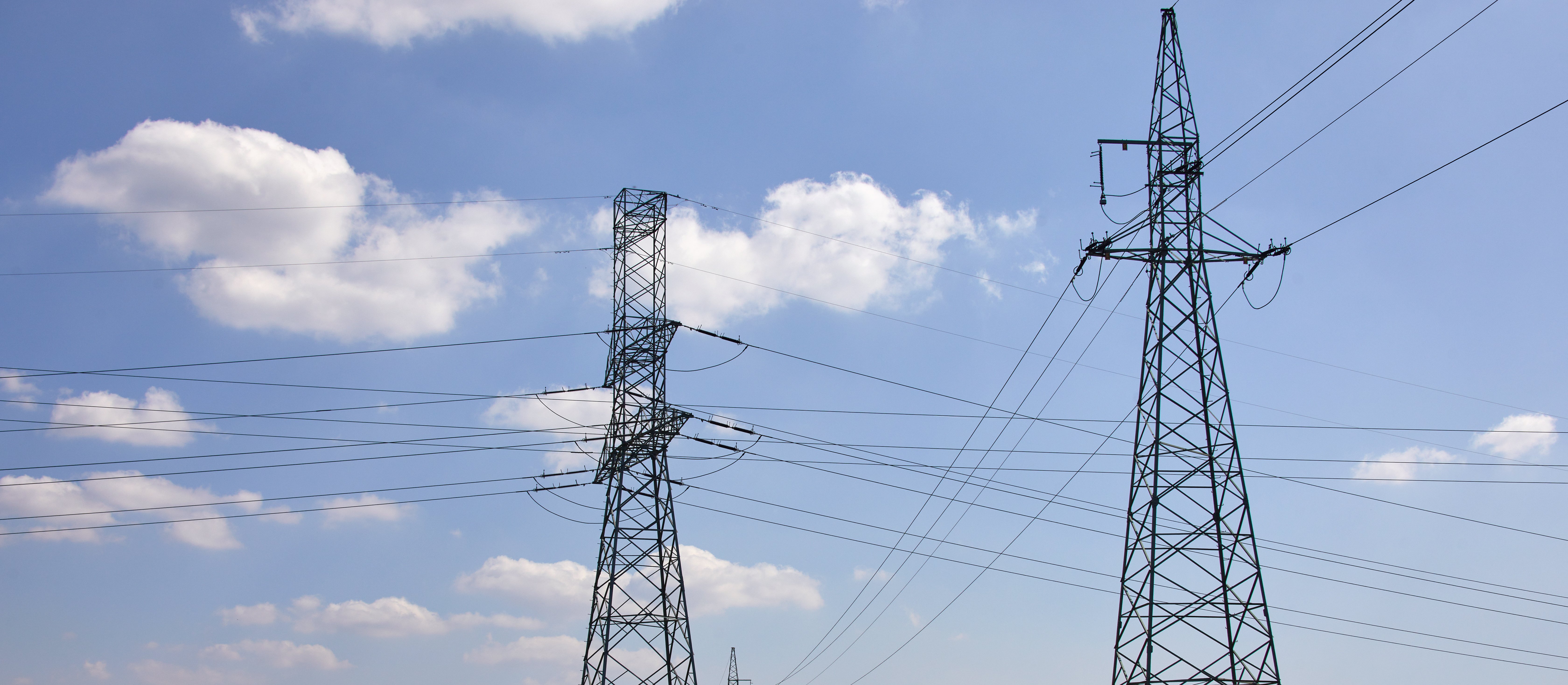 Tak zmienia się polski miks energetyczny. Podsumowanie kluczowych zmian w 2025 roku