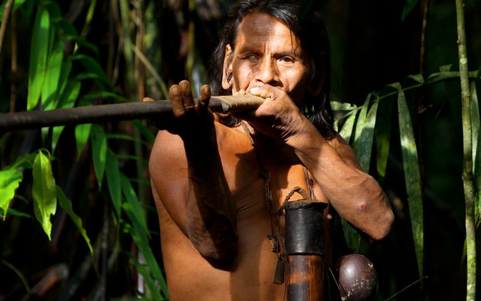 Przedstawiciel jednego z rdzenych plemion Amazonii, Huaorani (zdjęcie ilustracyjne)