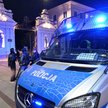 Policja przed bramą kampusu Uniwersytetu Warszawskiego