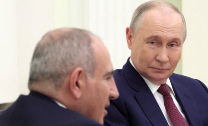 Nikola Paszynian i Władimir Putin