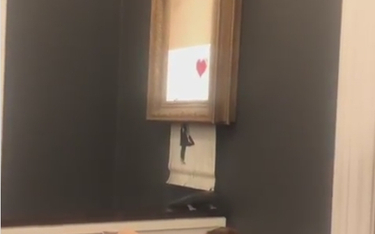 Obraz Banksy'ego sprzedany za 1,2 mln uległ samozniszczeniu