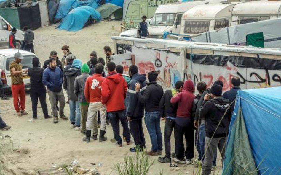 Niekontrolowana fala imigrantów może rozbić Unię. Jeśli zależy nam na silnej pozycji w UE, powinniśm