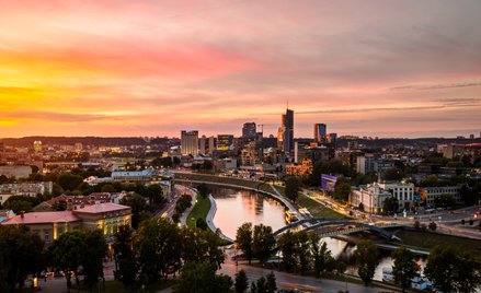 Wstrzymany ruch na lotnisku w Wilnie. Od samolotu odpadły koła