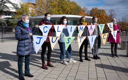 Szwajcaria: Seniorki pozwały rząd. Polityka klimatyczna "zagraża ich życiu"