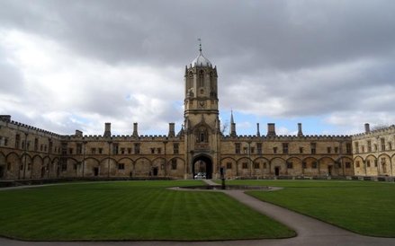 Christ Church College w Oksfordzie, gdzie Lewis Carroll napisał „Alicję w Krainie czarów”