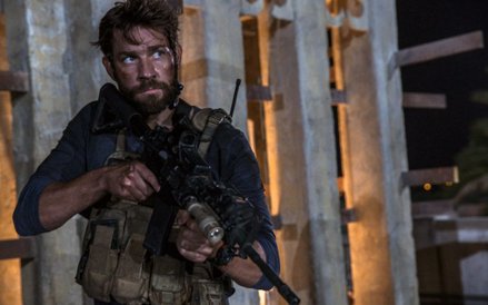 "13 godzin: Tajna misja w Benghazi"