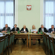 Sondaż: Polacy nie wierzą w wyjaśnienie afery Amber Gold