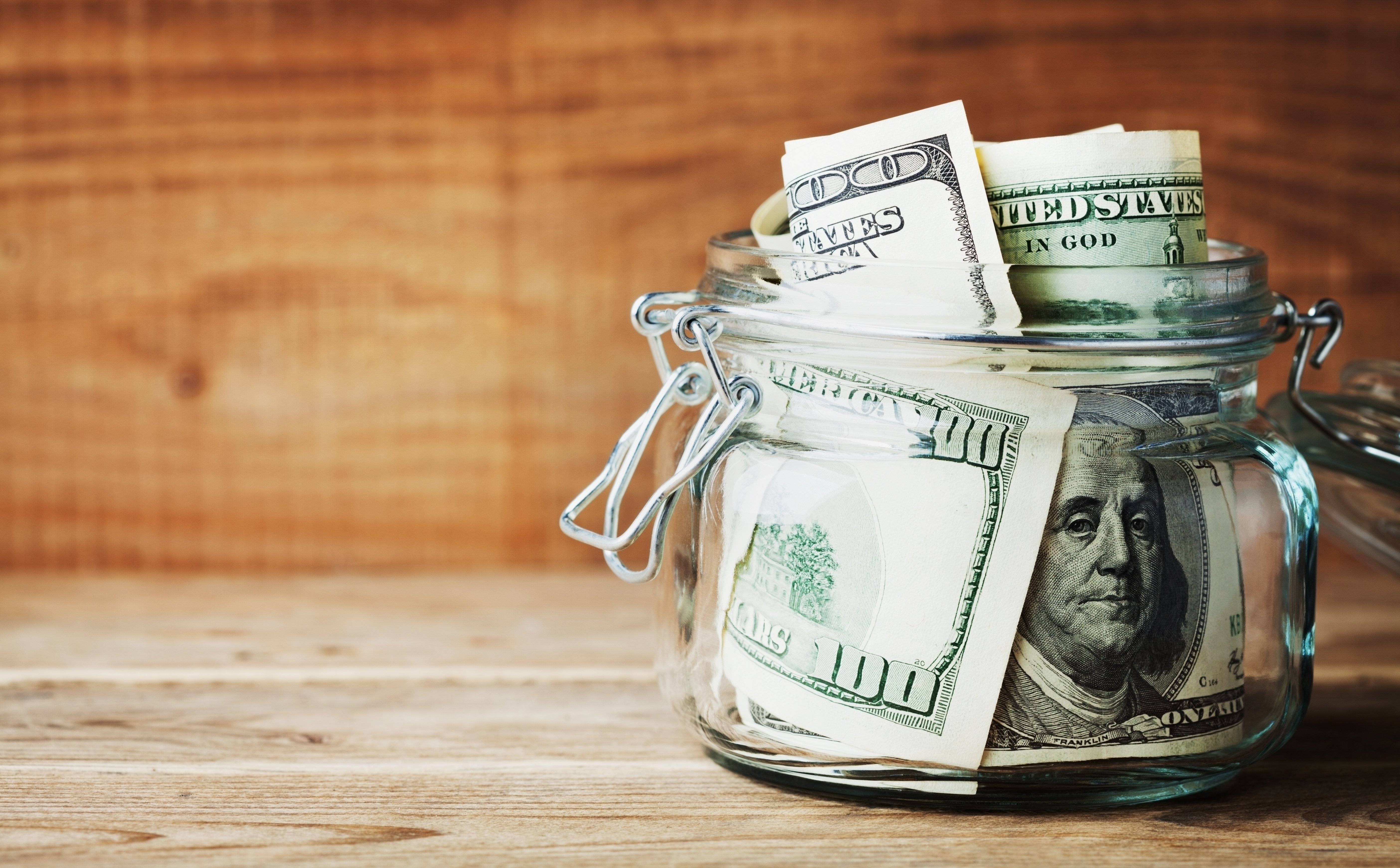 Lucy Guo deklasuje Taylor Swift na liście najmłodszych miliarderek. Na czym się wzbogaciła?