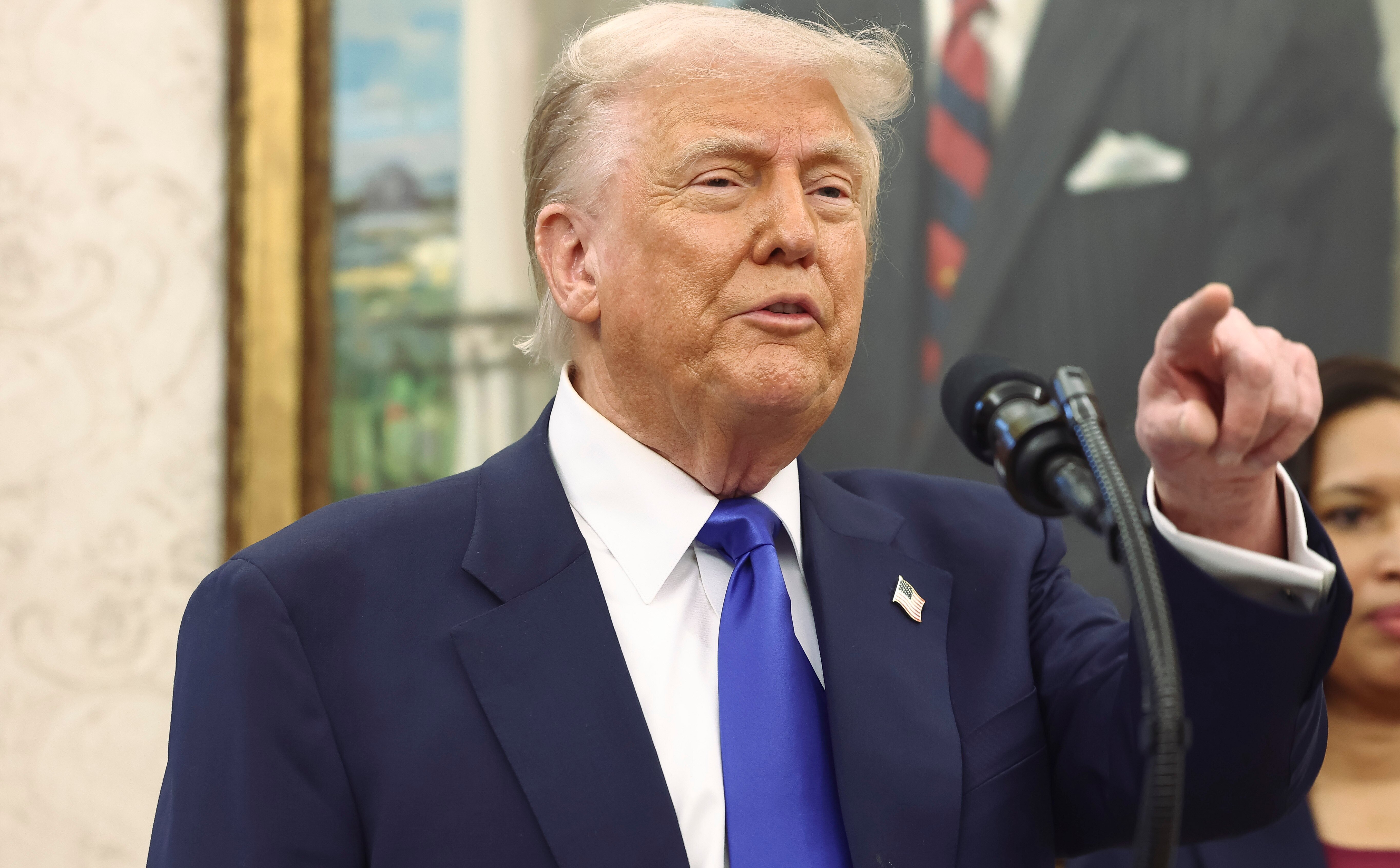 Donald Trump wyjaśnia kontrowersyjną grafikę w stroju papieża: nie mam z nią nic wspólnego