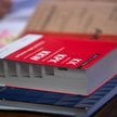 Obecnie, jeśli prokurator odmówi w śledztwie dopuszczenia pełnomocnika (np. adwokata) osoby niebędąc