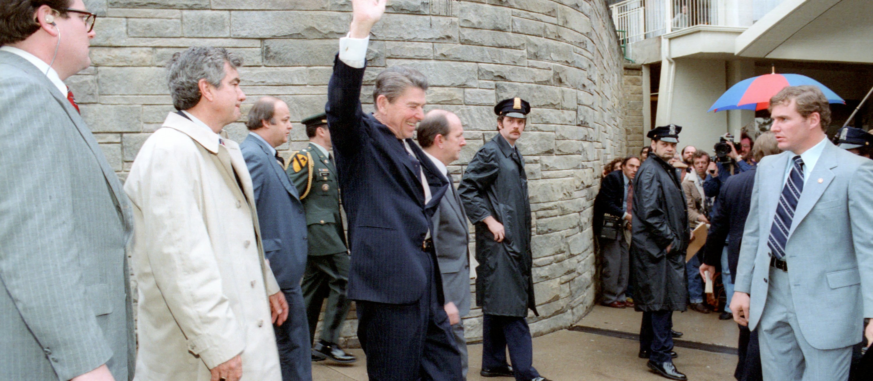 Sześć strzałów pod hotelem Hilton. Jak Ronald Reagan przeżył zamach w Waszyngtonie