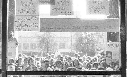 Kawiarnia „Niespodzianka”, siedziba warszawskiego sztabu wyborczego „Solidarności”