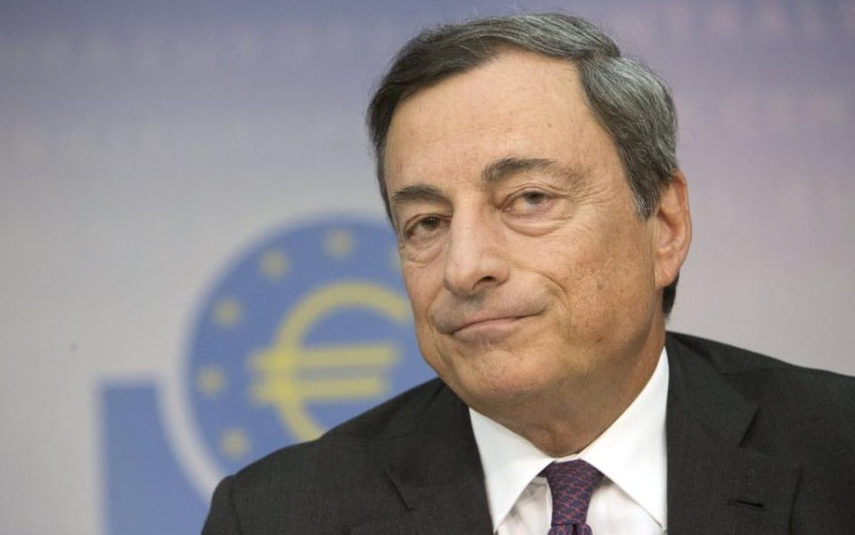 Mario Draghi broni polityki EBC przed zarzutami Niemców