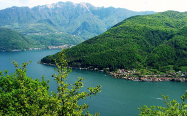 By MadGeographer (File:Lago di Lugano2.jpg colors slightly corrected) [CC BY-SA 3.0 (http://creative
