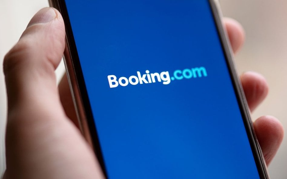 Booking pozwany. Klienci chcą wiedzieć, dlaczego pokazuje im na mapie akurat te hotele?