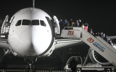 Dreamliner zawrócił do Polski po problemach z silnikiem