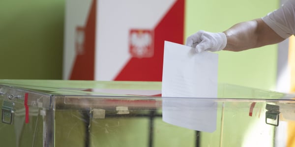 Sondaż: Niemal połowa Polaków nie planuje uczestniczyć w wyborach samorządowych